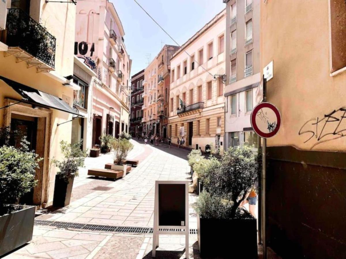 Appartamento Cagliari Centro Con Vista Sul Porto Ngoại thất bức ảnh